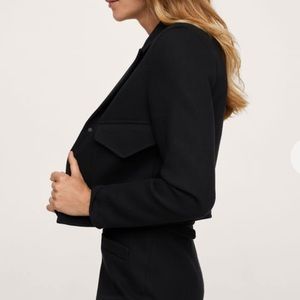 NWOT Mango cropped black jacket